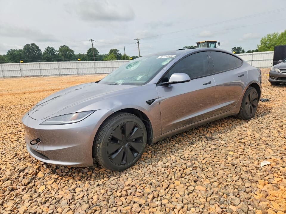 2026 TESLA Model 3