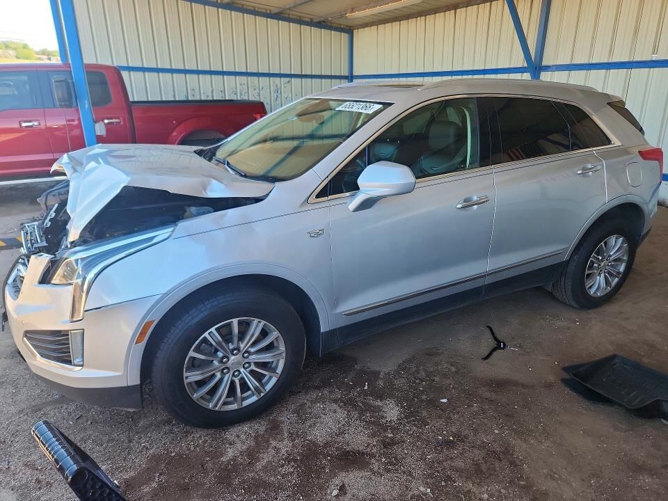 2017 CADILLAC XT5