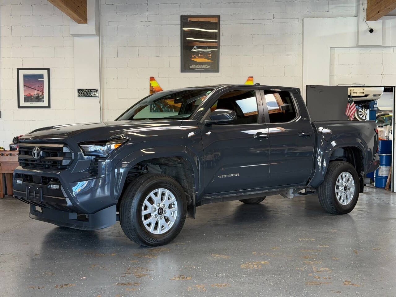 2024 TOYOTA Tacoma