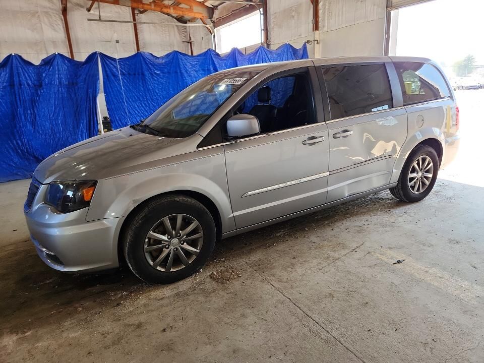 2015 CHRYSLER Town and Country