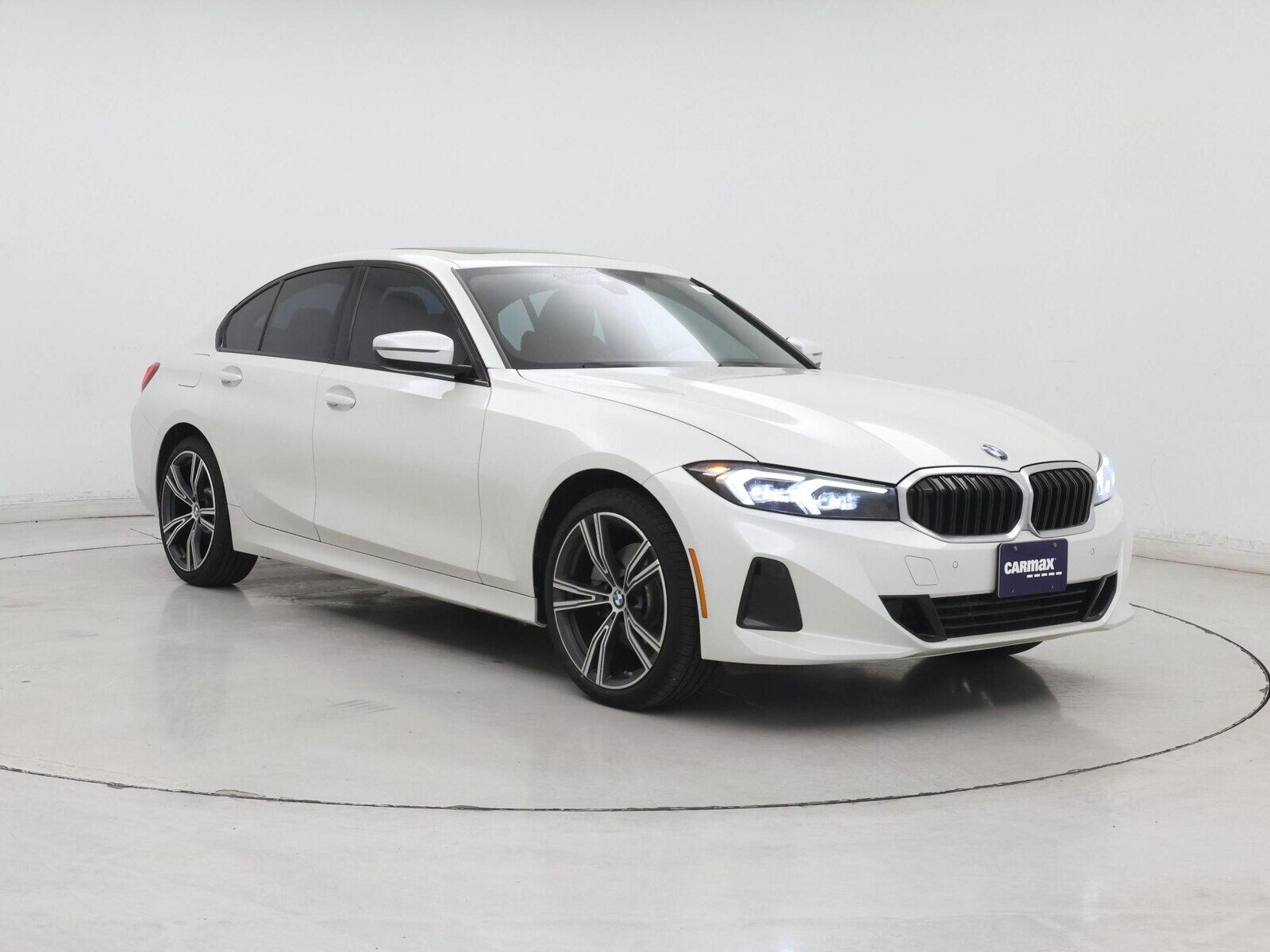 2023 BMW 330i