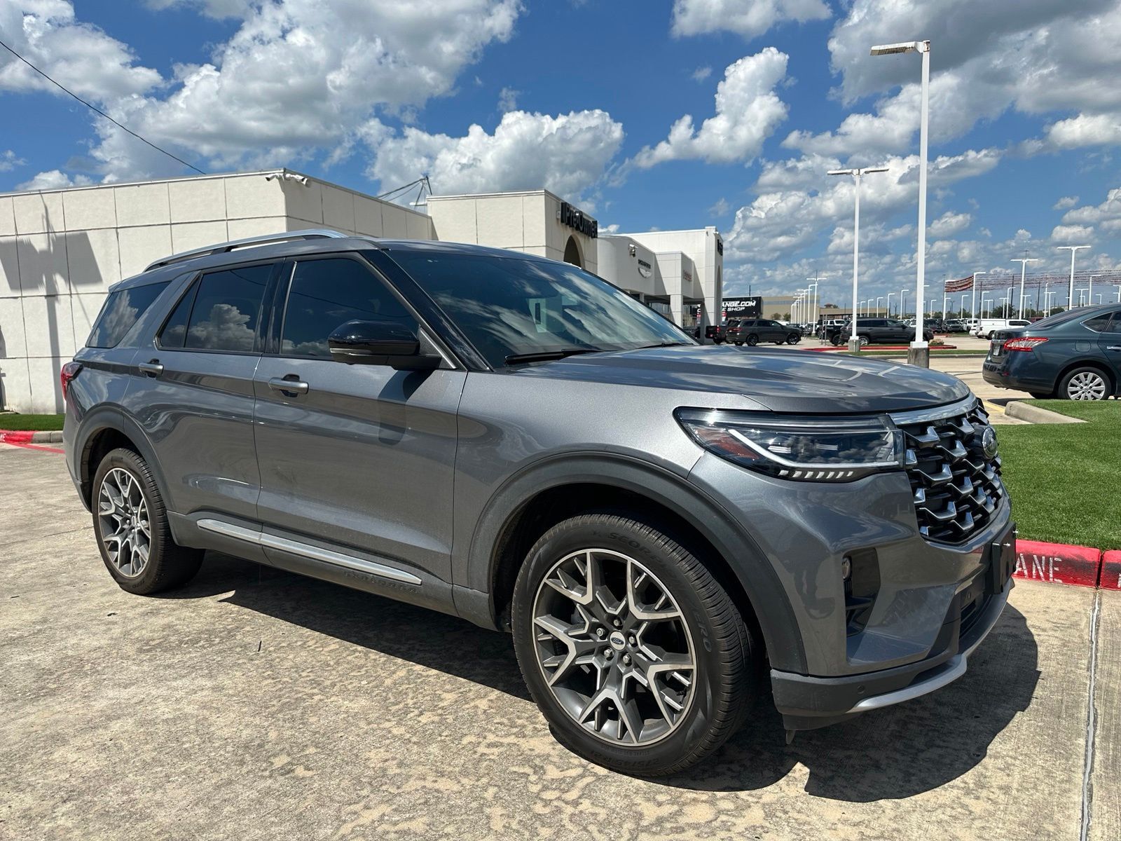2025 FORD Explorer
