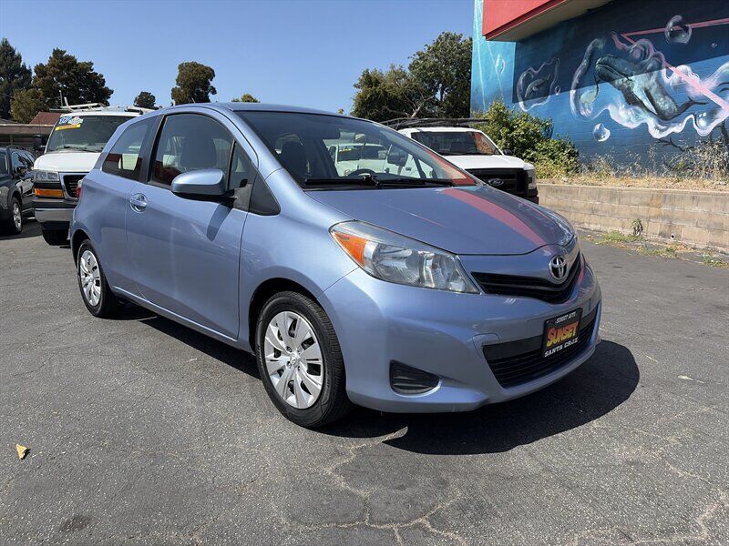 2012 TOYOTA Yaris