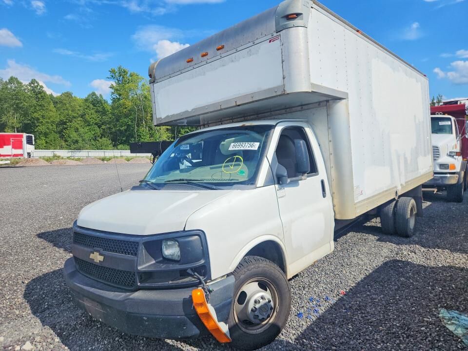 2013 CHEVROLET Express
