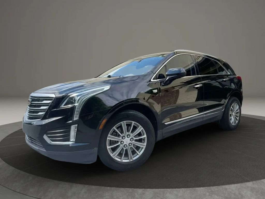 2017 CADILLAC XT5