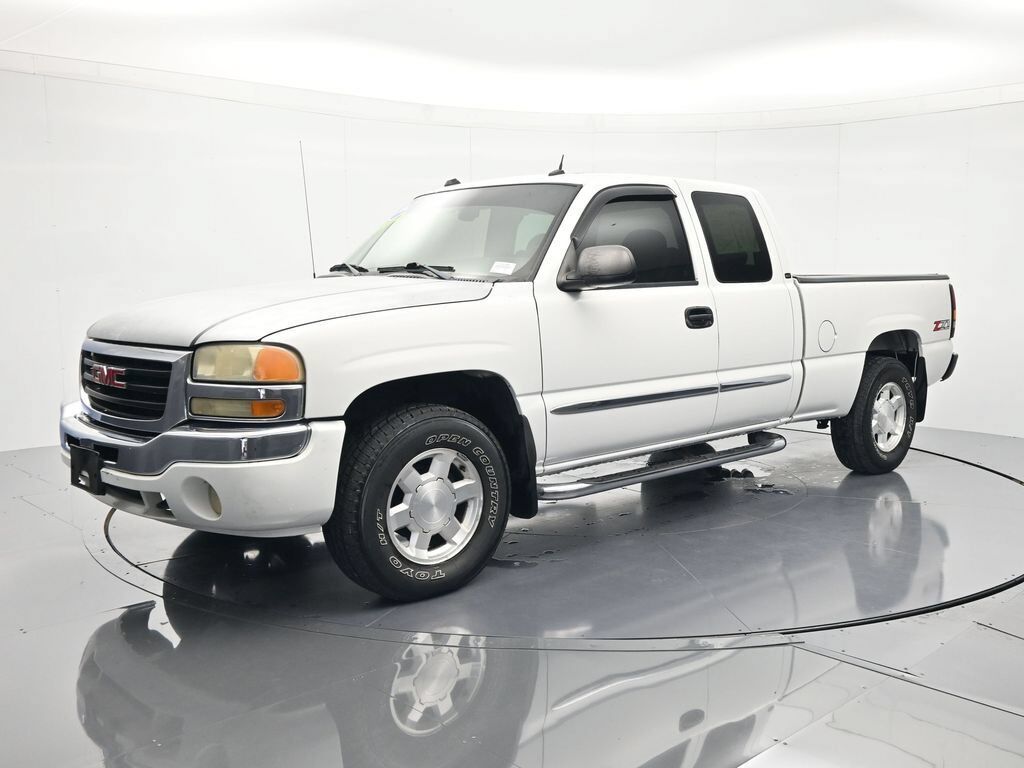 2004 GMC Sierra