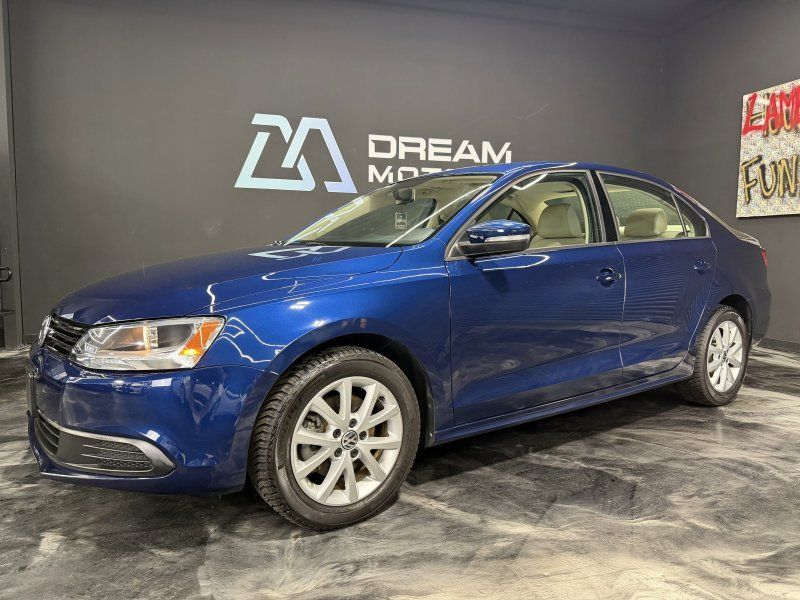 2012 VOLKSWAGEN Jetta