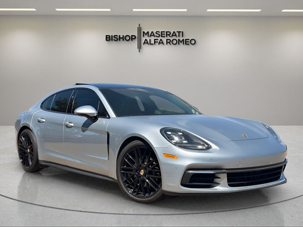 2018 PORSCHE Panamera