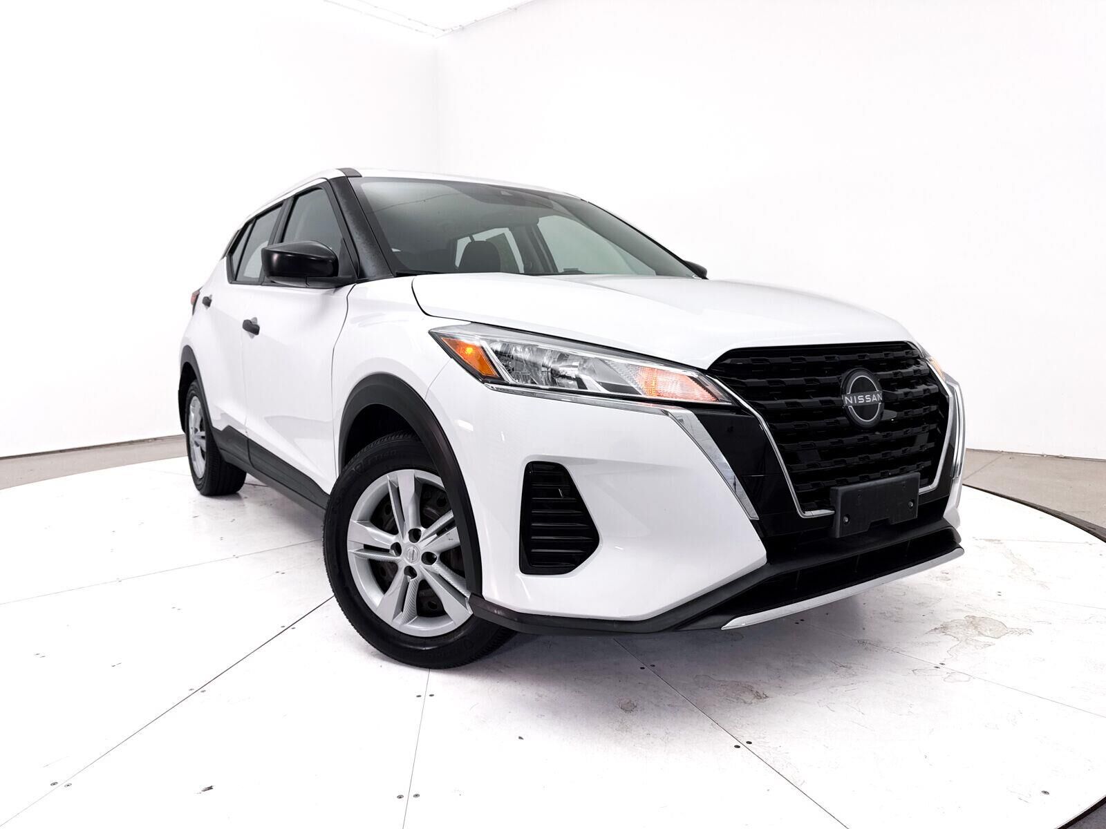 2022 NISSAN Kicks