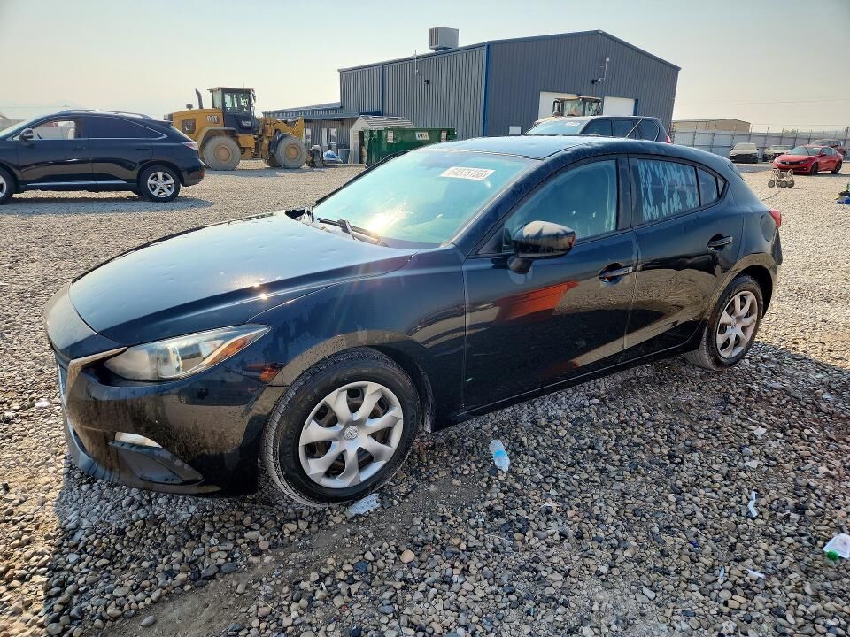 2016 MAZDA Mazda3
