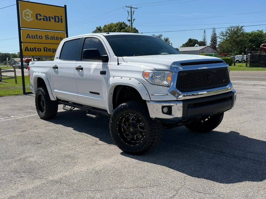 2017 TOYOTA Tundra