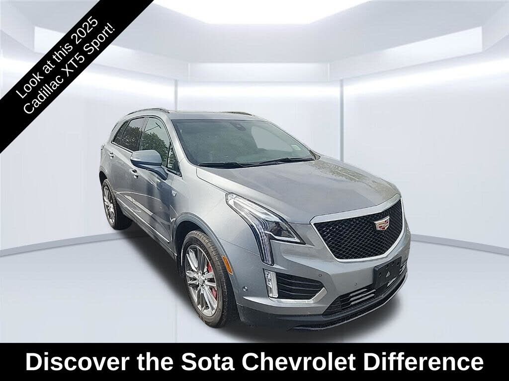 2025 CADILLAC XT5