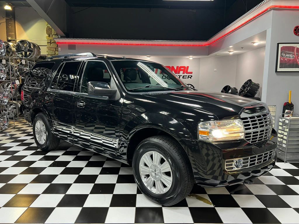 2014 LINCOLN Navigator