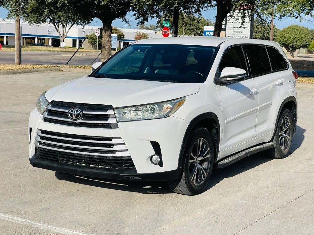 2018 TOYOTA Highlander
