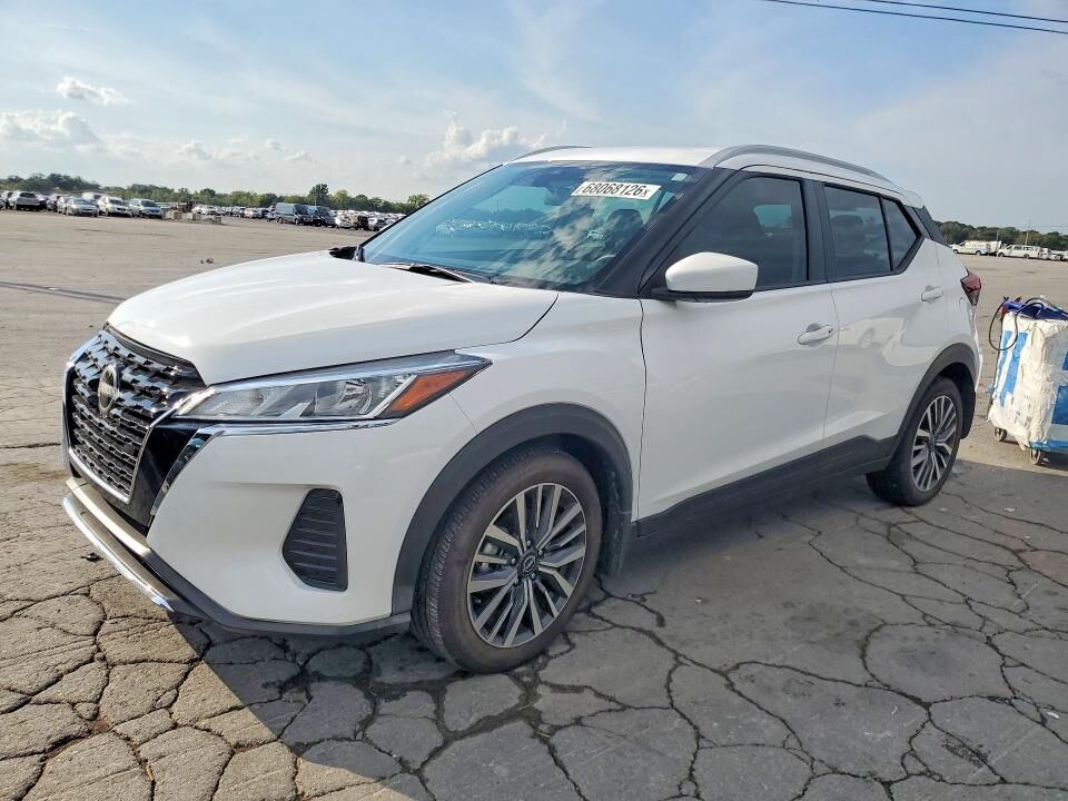 2023 NISSAN Kicks