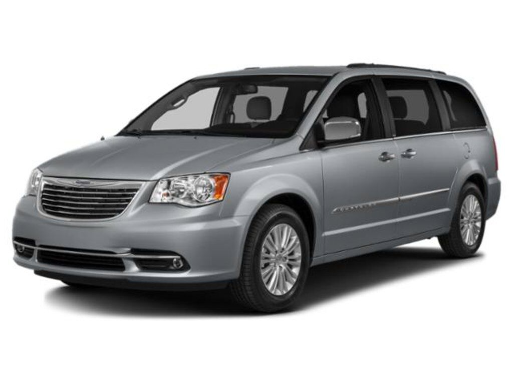 2015 CHRYSLER Town and Country