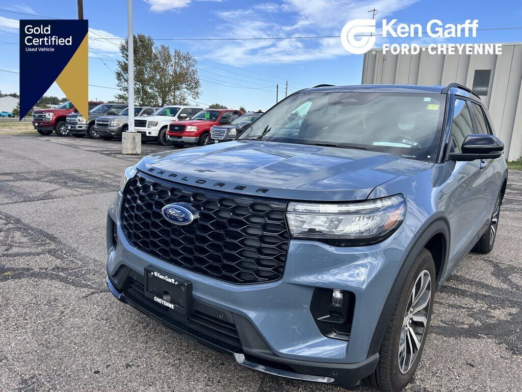 2025 FORD Explorer