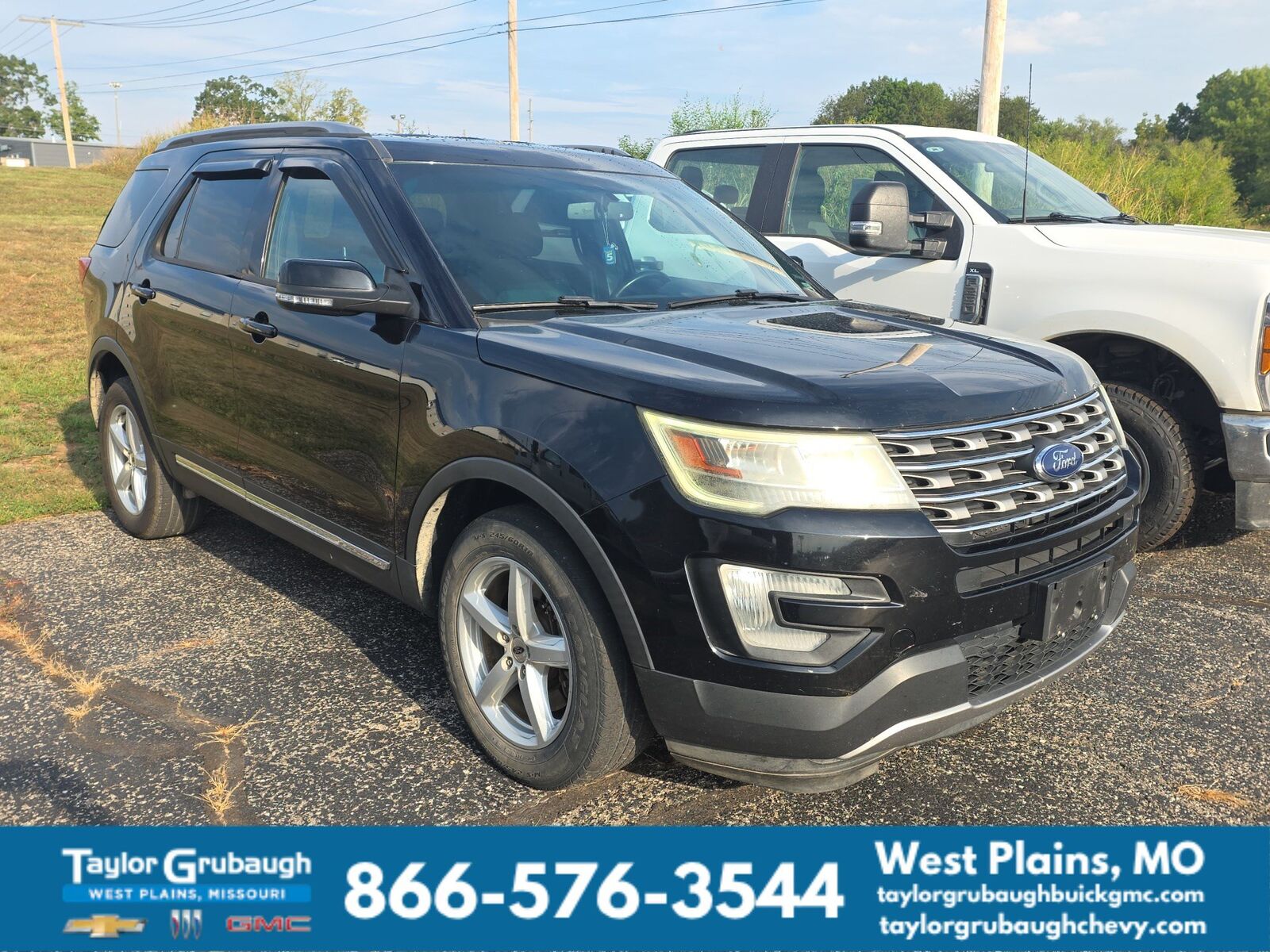 2016 FORD Explorer