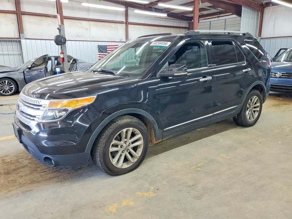 2011 FORD Explorer