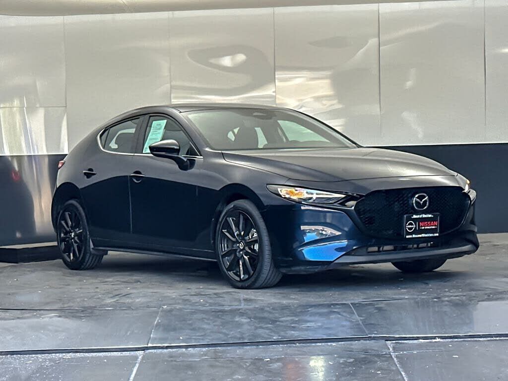 2024 MAZDA Mazda3
