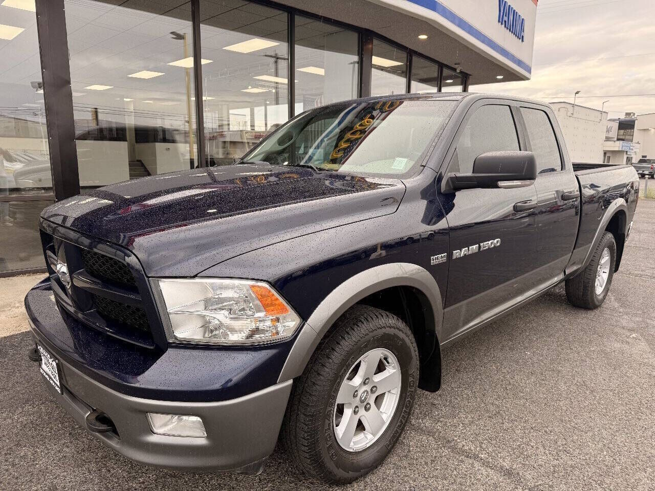 2012 DODGE Ram