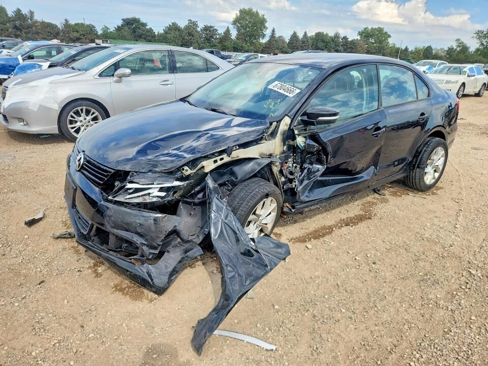 2012 VOLKSWAGEN Jetta