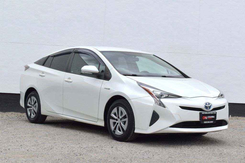 2016 TOYOTA PRIUS