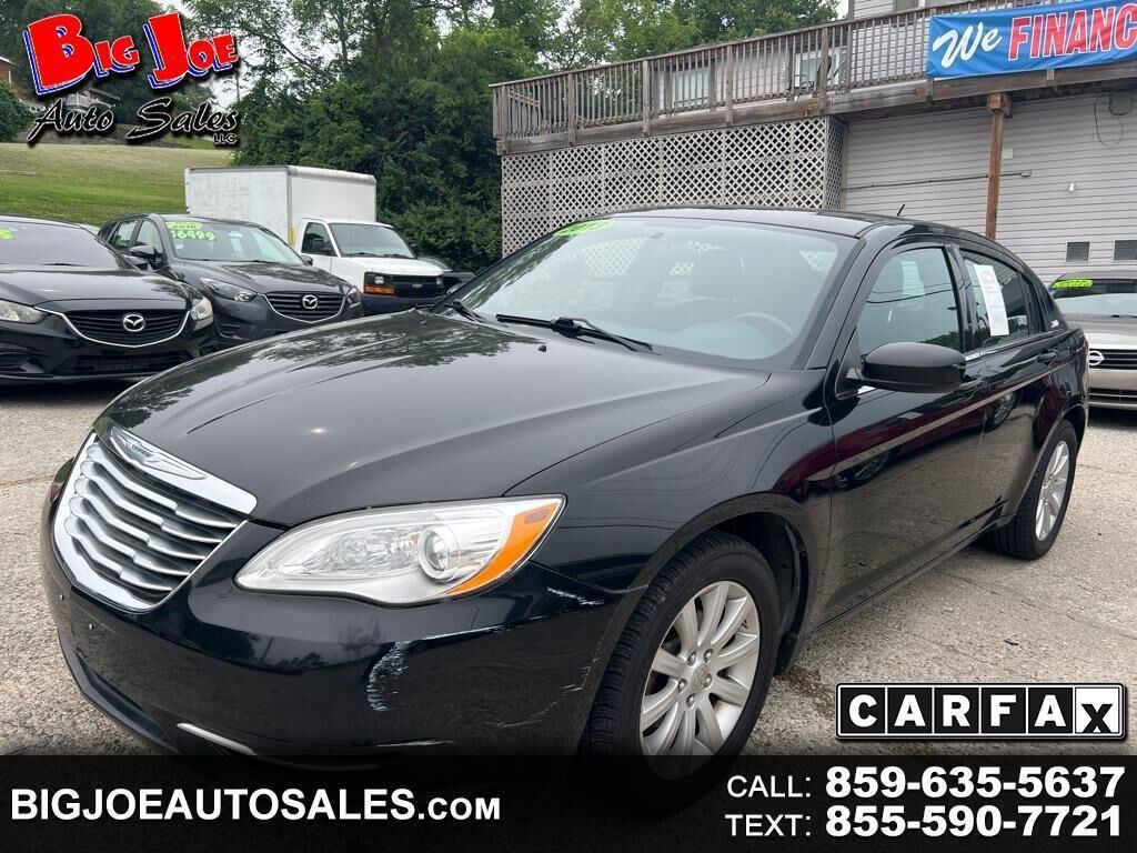 2013 CHRYSLER 200