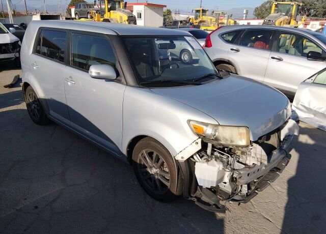 2013 TOYOTA SCION