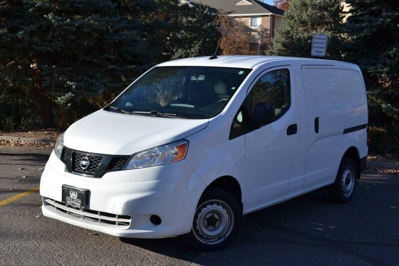 2021 NISSAN NV200