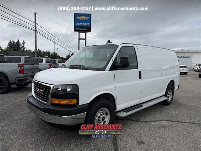 2025 GMC Savana