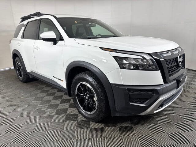 2024 NISSAN Pathfinder
