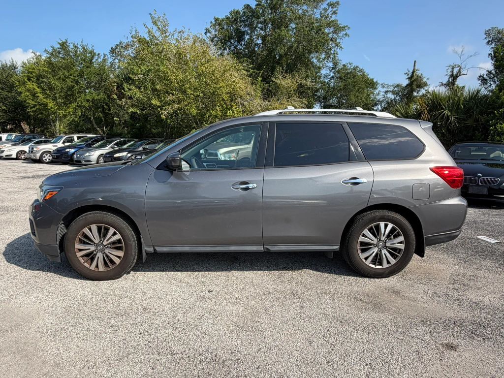2018 NISSAN Pathfinder