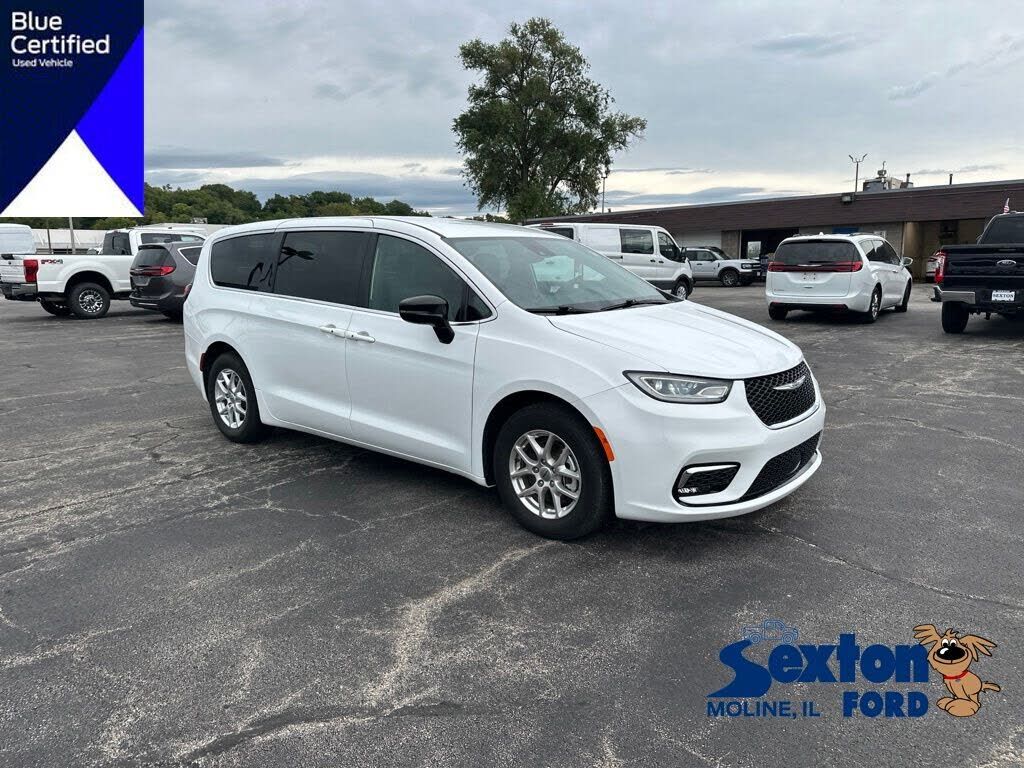 2025 CHRYSLER Pacifica