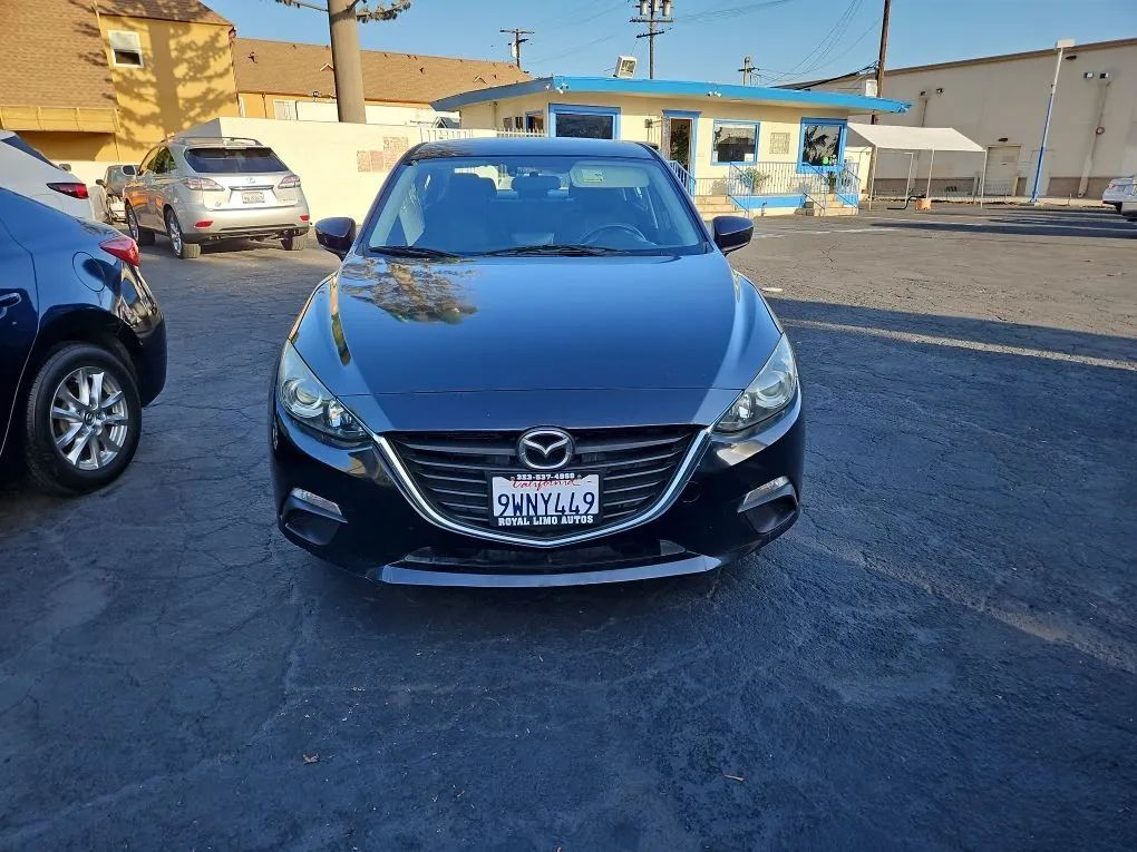 2016 MAZDA Mazda3