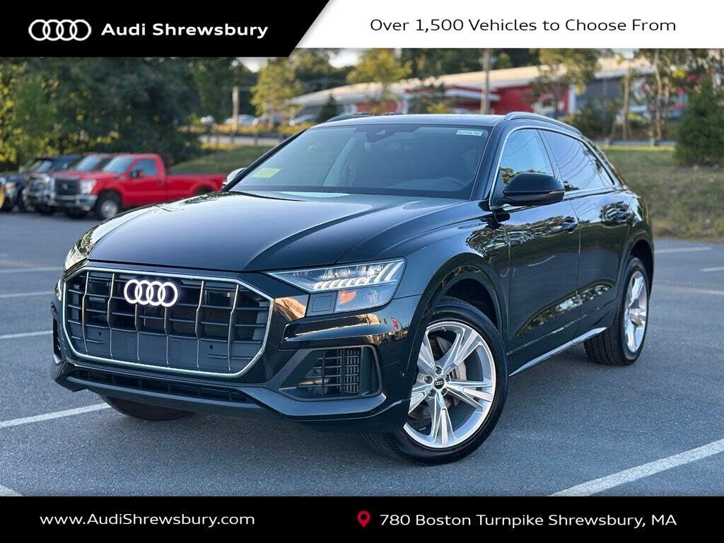 2023 AUDI Q8
