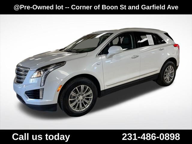 2017 CADILLAC XT5