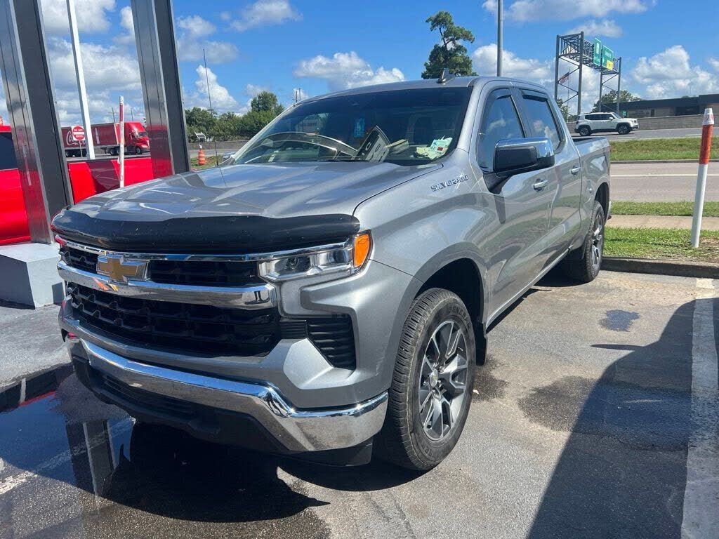 2024 CHEVROLET Silverado