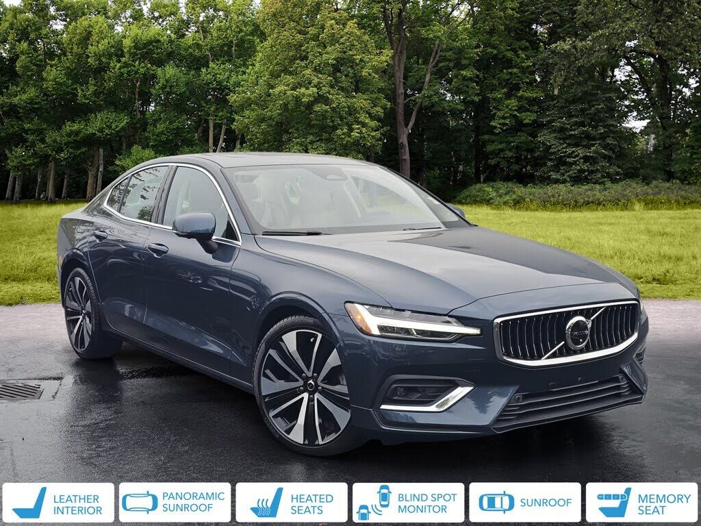 2023 VOLVO S60