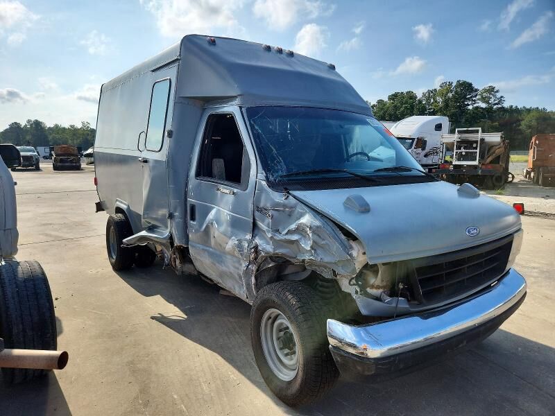 1996 FORD E-350