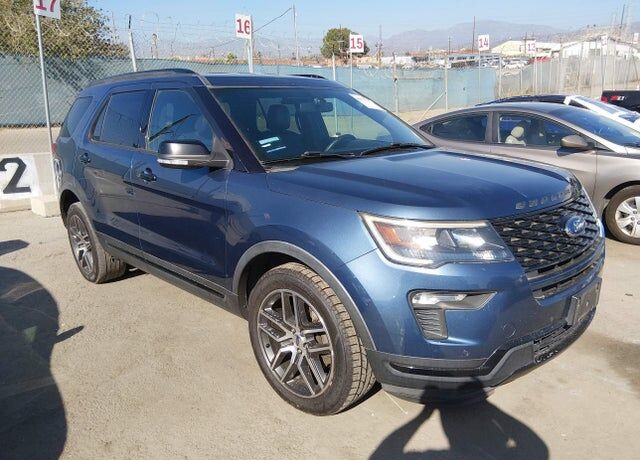 2018 FORD Explorer