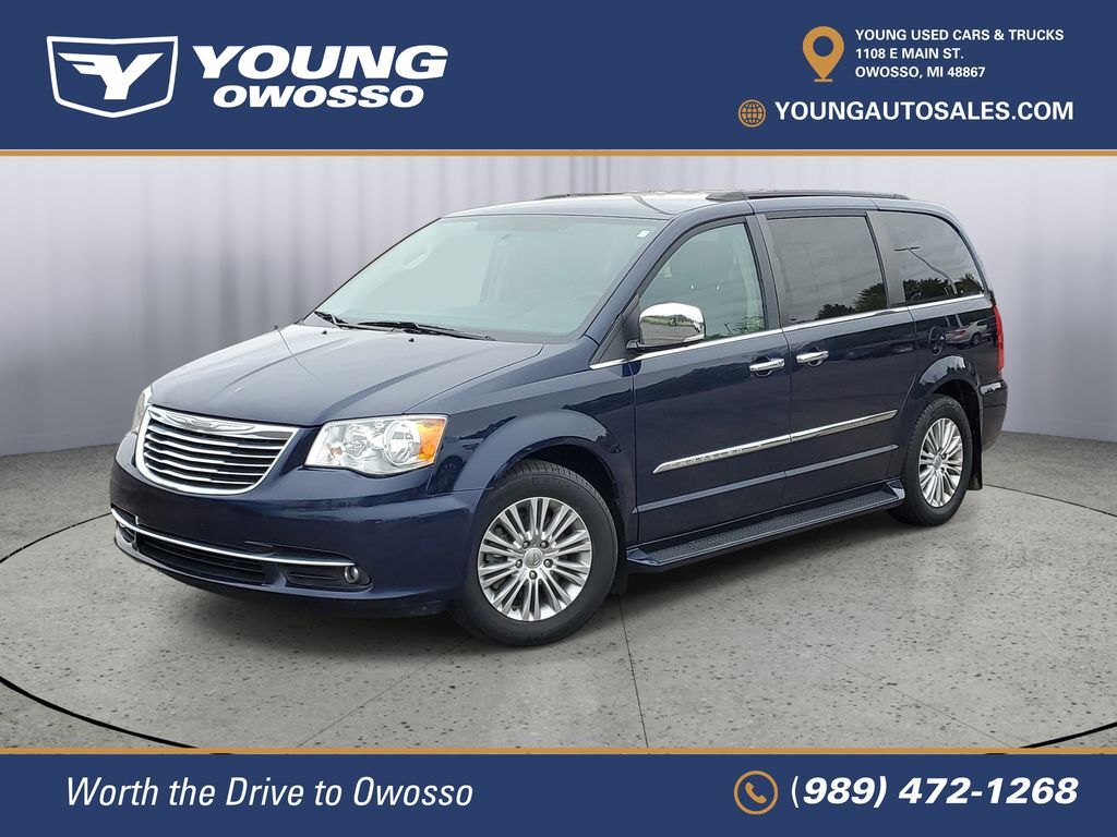 2015 CHRYSLER Town and Country