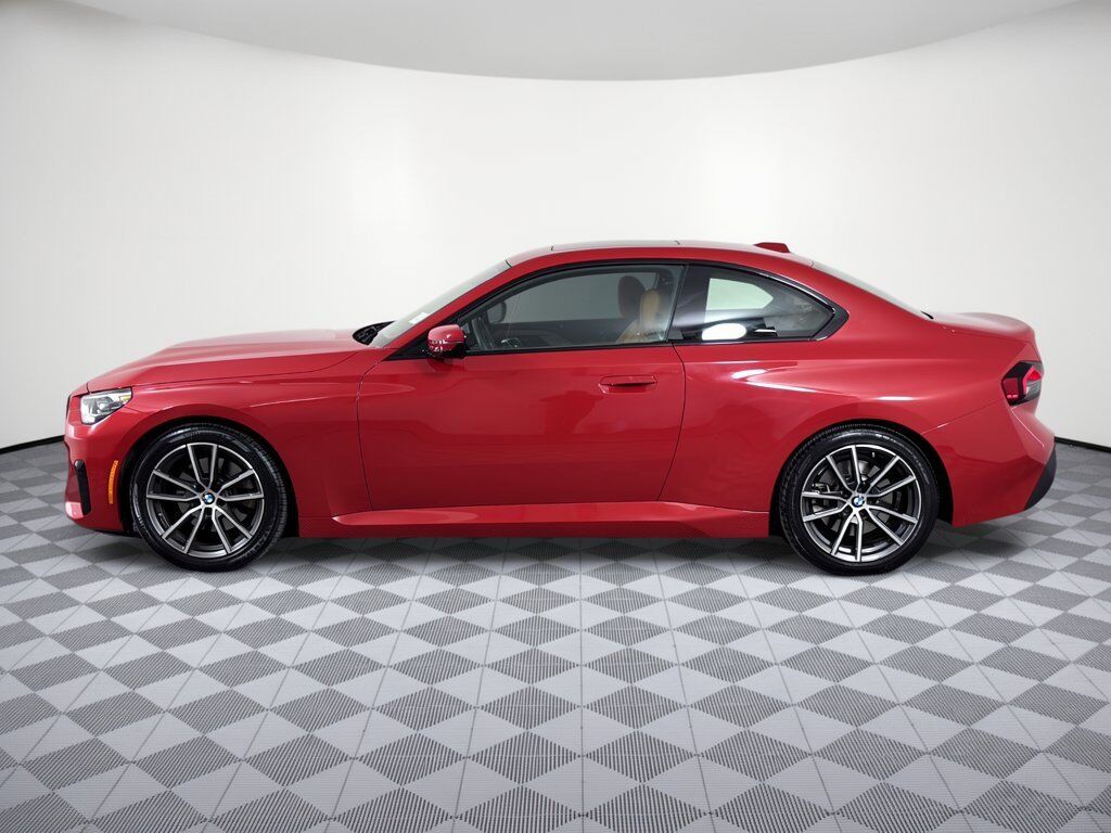 2024 BMW 230i