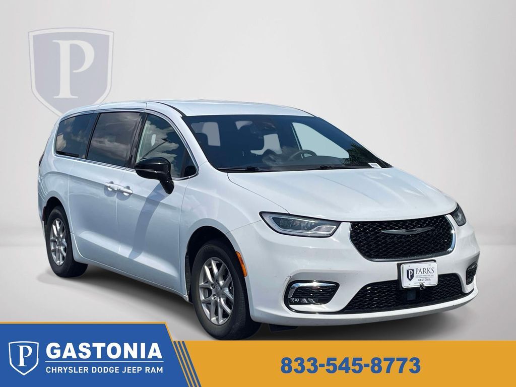 2025 CHRYSLER Pacifica