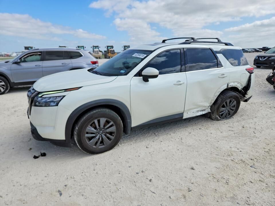 2023 NISSAN Pathfinder