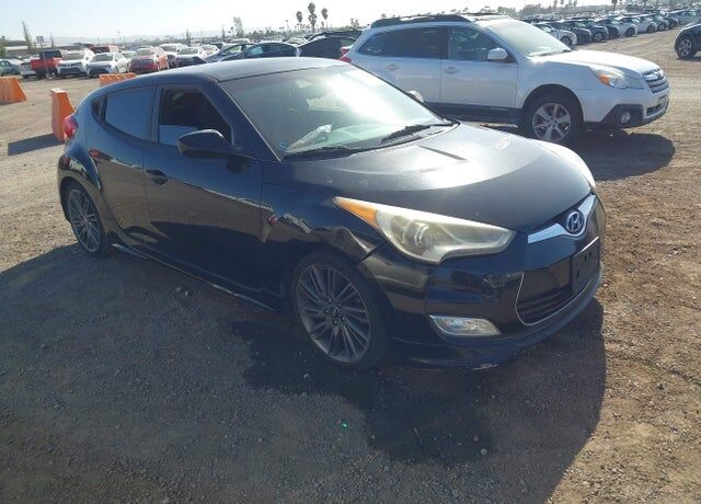 2013 HYUNDAI Veloster