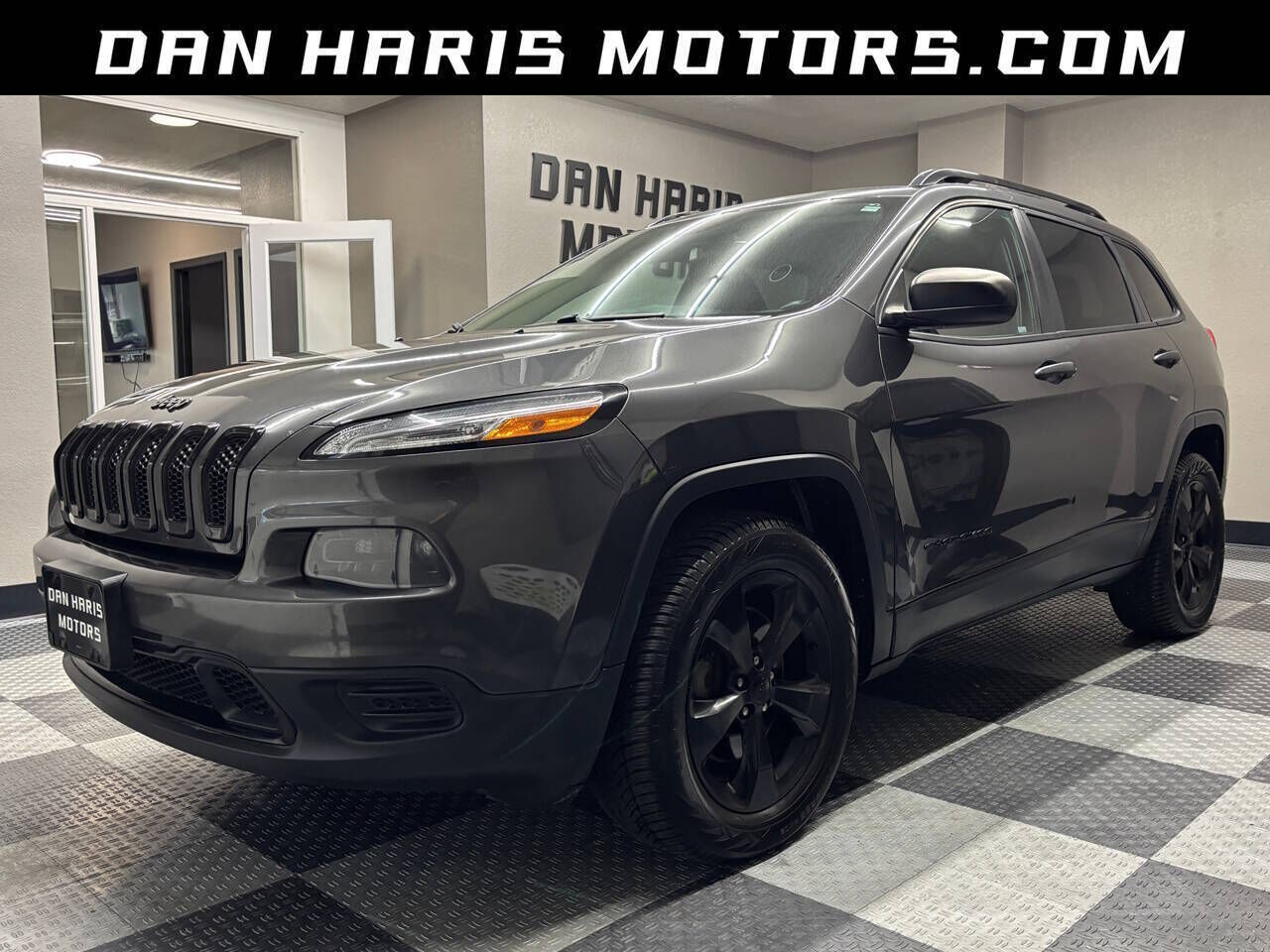 2017 JEEP Cherokee