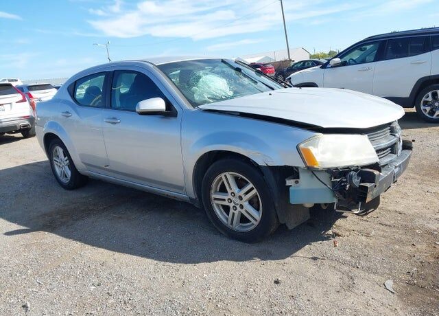 2010 DODGE Avenger