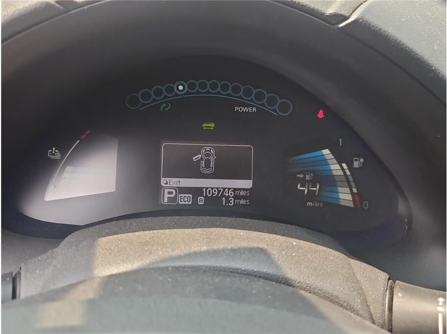 2014 NISSAN Leaf