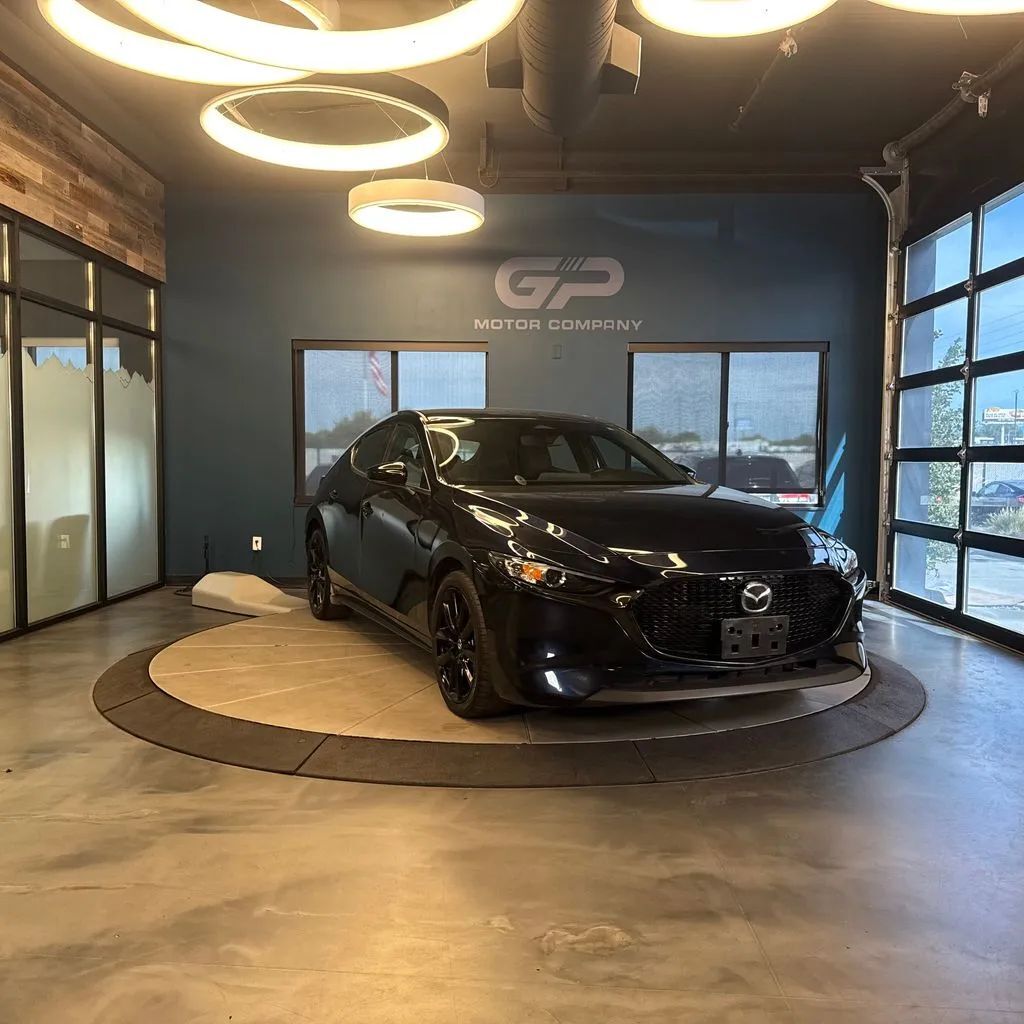2025 MAZDA Mazda3